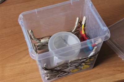 Ostatecznie nie użyłem tego opakowania po wacikach.